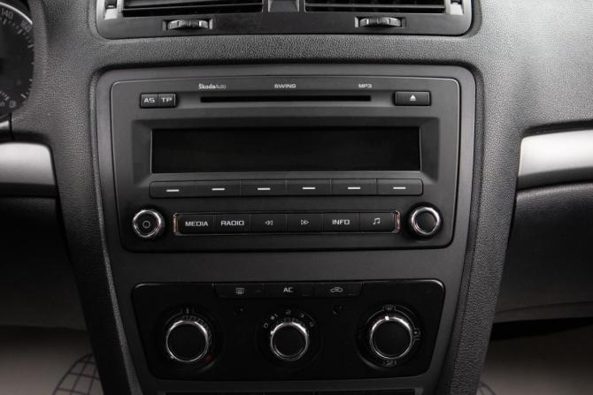 Skoda Octavia II (A5) Рестайлинг с пробегом 2012 года, цена 599 000 рублей, 142153 км, лифтбек, Автокод Объявления