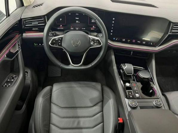 Новый Volkswagen Touareg III Рестайлинг 2025 года, цена 7 899 000 рублей, внедорожник, Автокод Объявления
