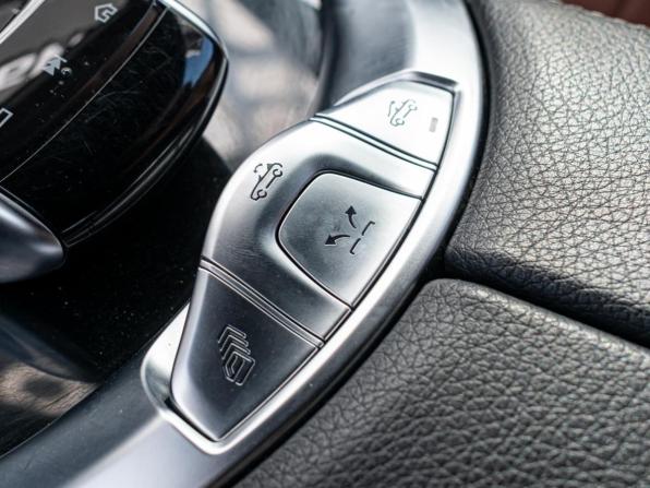 Mercedes-Benz C-Класс IV (W205) Рестайлинг с пробегом 2019 года, цена 4 299 000 рублей, 40506 км, кабриолет, Автокод Объявления