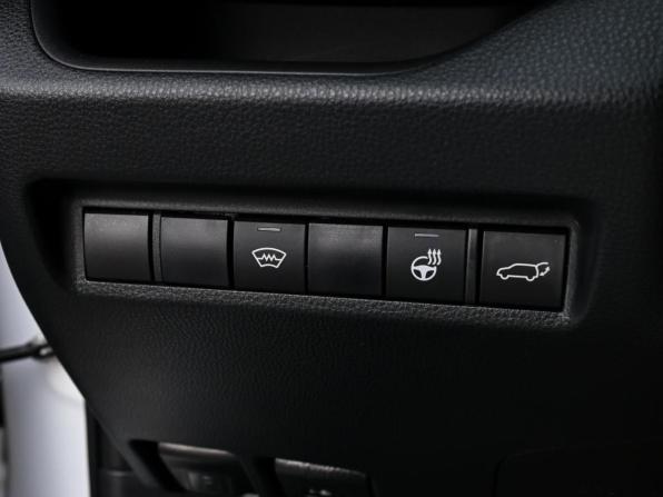 Toyota RAV4 V (XA50) с пробегом 2021 года, цена 3 719 000 рублей, 65514 км, внедорожник, Автокод Объявления