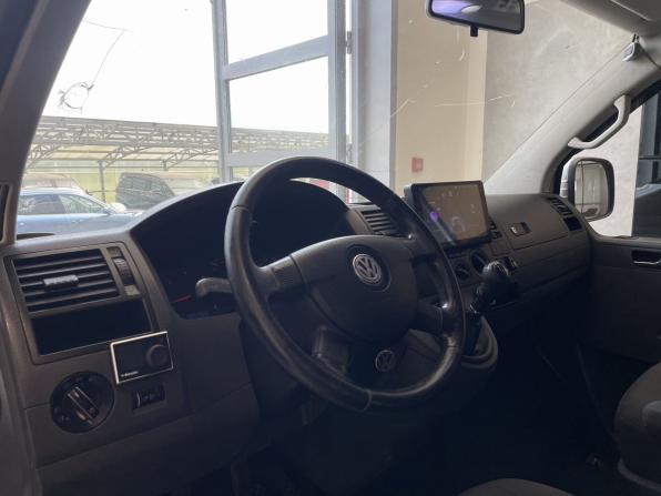 Volkswagen Caravelle T5 с пробегом 2008 года, цена 900 000 рублей, 333681 км, минивэн, Автокод Объявления