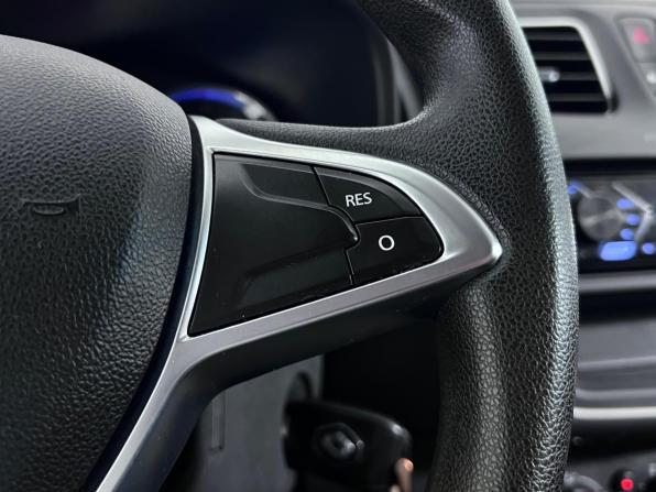 Renault Sandero II Рестайлинг с пробегом 2018 года, цена 960 000 рублей, 70092 км, хэтчбек, Автокод Объявления