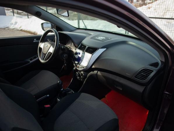 Hyundai Solaris I с пробегом 2012 года, цена 770 000 рублей, 195339 км, седан, Автокод Объявления