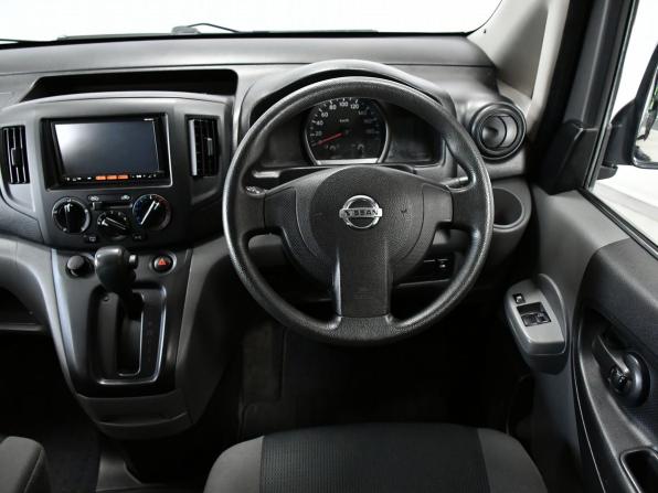 Nissan NV200 с пробегом 2016 года, цена 1 325 000 рублей, 179000 км, минивэн, Автокод Объявления