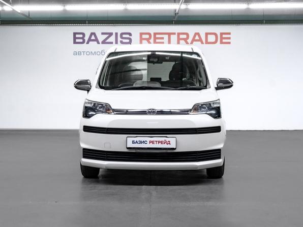 Toyota Spade с пробегом 2019 года, цена 1 450 000 рублей, 84458 км, компактвэн, Автокод Объявления