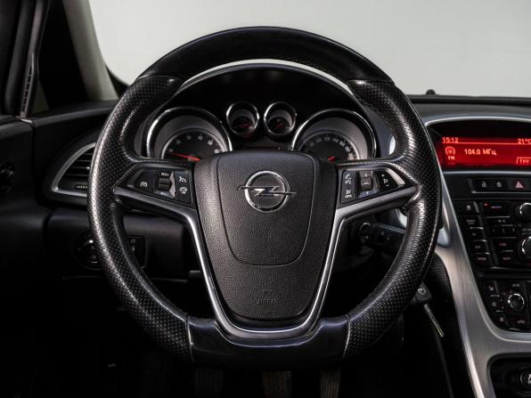 Opel Astra J Рестайлинг с пробегом 2012 года, цена 750 000 рублей, 138320 км, хэтчбек, Автокод Объявления