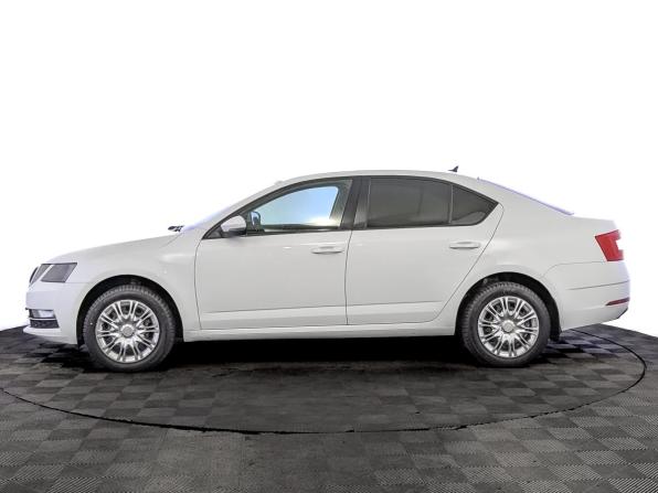 Skoda Octavia III (A7) Рестайлинг с пробегом 2019 года, цена 1 725 000 рублей, 107653 км, лифтбек, Автокод Объявления