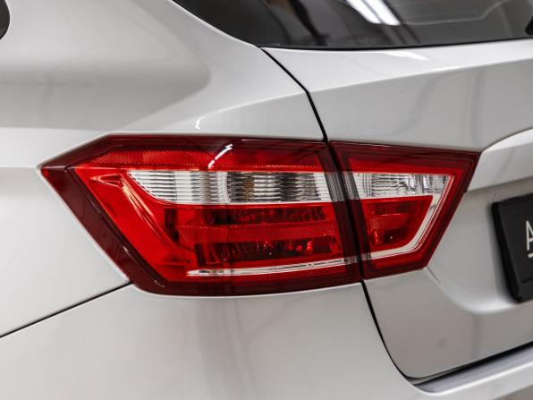 Lada (ВАЗ) Vesta I с пробегом 2021 года, цена 1 098 000 рублей, 103351 км, универсал, Автокод Объявления