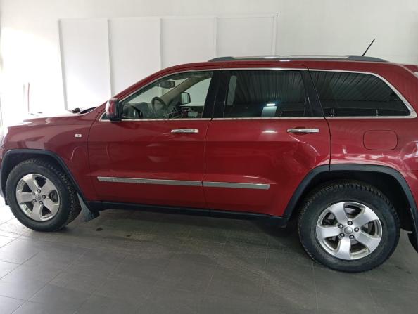 Jeep Grand Cherokee IV (WK2) с пробегом 2011 года, цена 1 316 500 рублей, 244133 км, внедорожник, Автокод Объявления