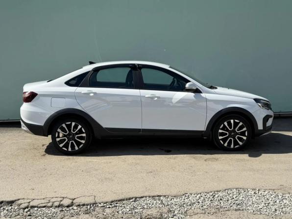 Lada (ВАЗ) Vesta I Рестайлинг (NG) с пробегом 2024 года, цена 1 375 000 рублей, 40222 км, седан, Автокод Объявления