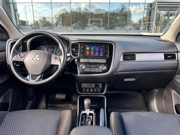 Mitsubishi Outlander III Рестайлинг 3 с пробегом 2018 года, цена 1 699 000 рублей, 108758 км, внедорожник, Автокод Объявления
