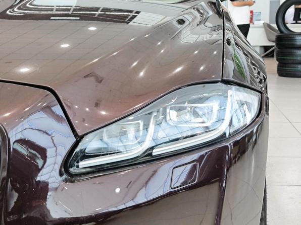 Jaguar XJ IV (X351) Рестайлинг с пробегом 2016 года, цена 2 250 000 рублей, 226313 км, седан, Автокод Объявления