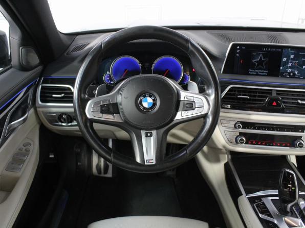 BMW 7 серии VI (G11/G12) с пробегом 2018 года, цена 4 390 000 рублей, 97000 км, седан, Автокод Объявления