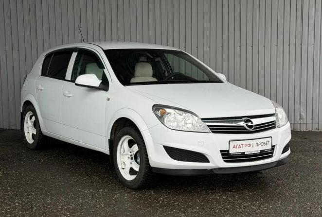 Opel Astra H Рестайлинг с пробегом 2011 года, цена 490 000 рублей, 178987 км, хэтчбек, Автокод Объявления