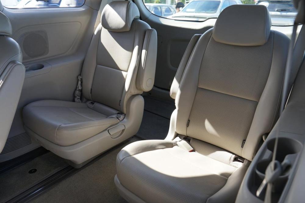 Kia Carnival III Крым  - изображение 24
