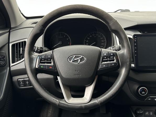Hyundai Creta I с пробегом 2018 года, цена 1 295 000 рублей, 177648 км, внедорожник, Автокод Объявления