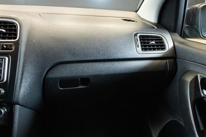 Volkswagen Polo V с пробегом 2013 года, цена 700 000 рублей, 198076 км, седан, Автокод Объявления