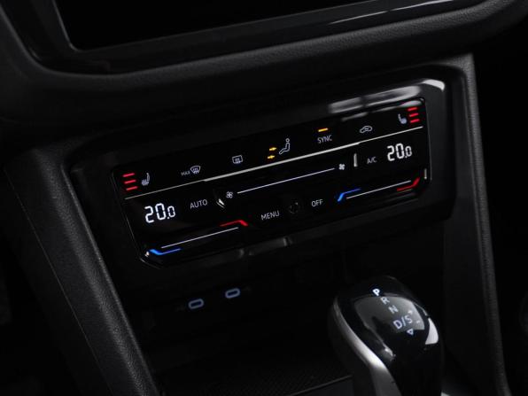 Volkswagen Tiguan II Рестайлинг с пробегом 2020 года, цена 2 849 077 рублей, 53316 км, внедорожник, Автокод Объявления