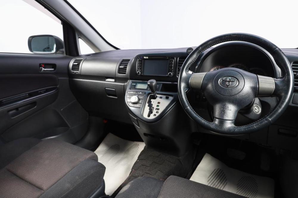 Toyota Wish I Рестайлинг Новосибирск  - изображение 10
