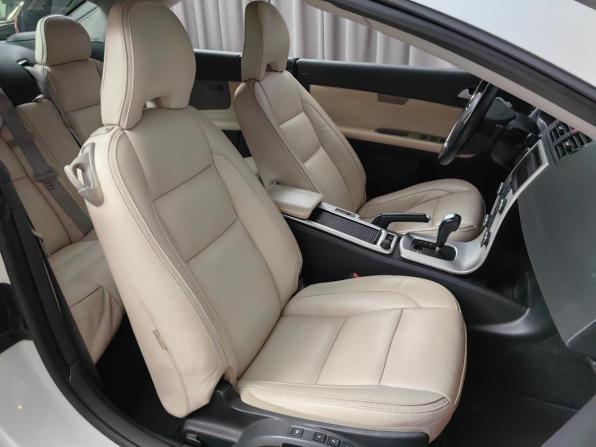 Volvo C70 II Рестайлинг с пробегом 2012 года, цена 1 999 000 рублей, 194250 км, кабриолет, Автокод Объявления