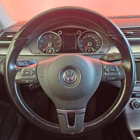 Volkswagen Passat B7 с пробегом 2014 года, цена 1 299 000 рублей, 141140 км, седан, Автокод Объявления