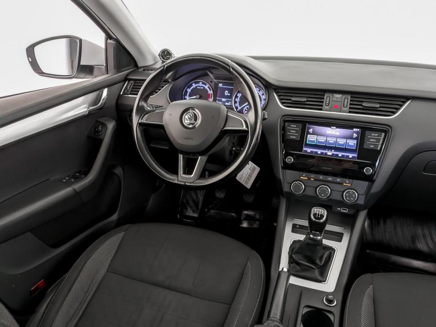 Skoda Octavia III (A7) Рестайлинг Москва  - изображение 26