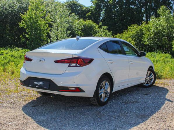 Hyundai Elantra VI (AD) Рестайлинг с пробегом 2019 года, цена 1 065 000 рублей, 226000 км, седан, Автокод Объявления
