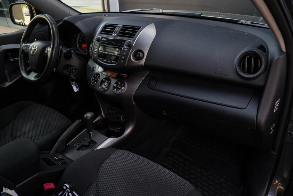 Toyota RAV4 III (XA30) Рестайлинг Москва  - изображение 7