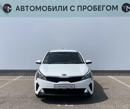 Kia Rio IV Рестайлинг с пробегом 2021 года, цена 1 837 300 рублей, 42245 км, седан, Автокод Объявления