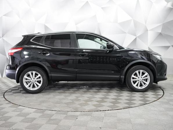 Nissan Qashqai II с пробегом 2017 года, цена 1 960 000 рублей, 92313 км, внедорожник, Автокод Объявления