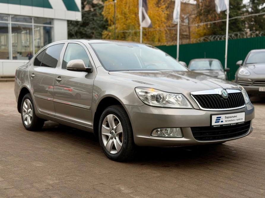 Skoda Octavia II (A5) Рестайлинг Великий Новгород  - изображение 1