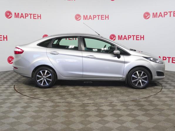 Ford Fiesta Mk6 Рестайлинг с пробегом 2016 года, цена 897 000 рублей, 55700 км, седан, Автокод Объявления
