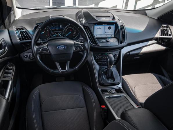 Ford Kuga II Рестайлинг с пробегом 2018 года, цена 1 860 000 рублей, 108208 км, внедорожник, Автокод Объявления