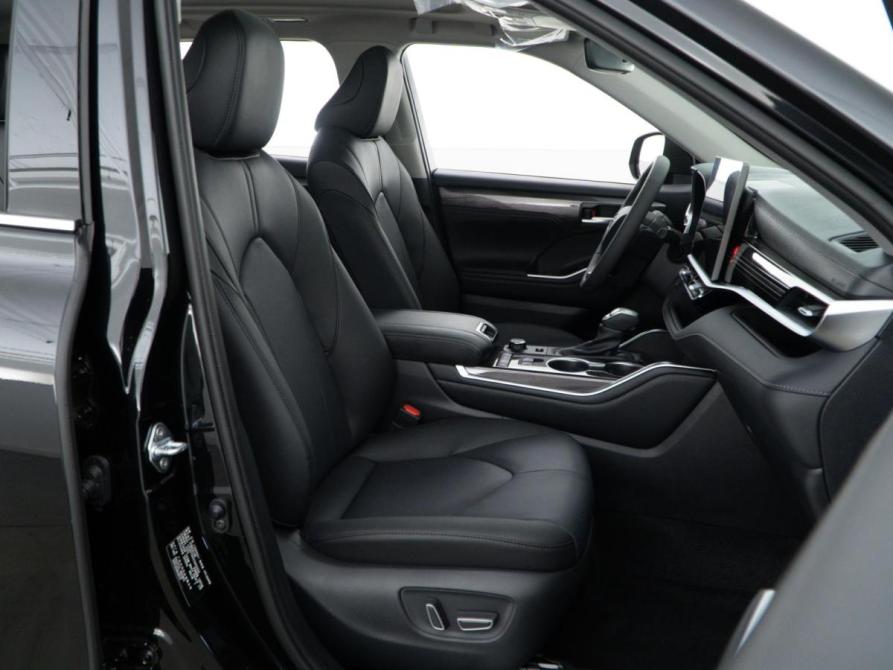 Toyota Highlander IV (XU70) Москва  - изображение 8