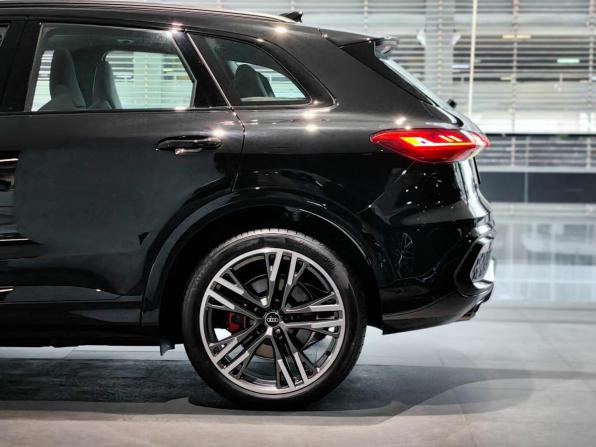 Новый Audi Q5 III (GU) 2026 года, цена 8 941 000 рублей, внедорожник, Автокод Объявления