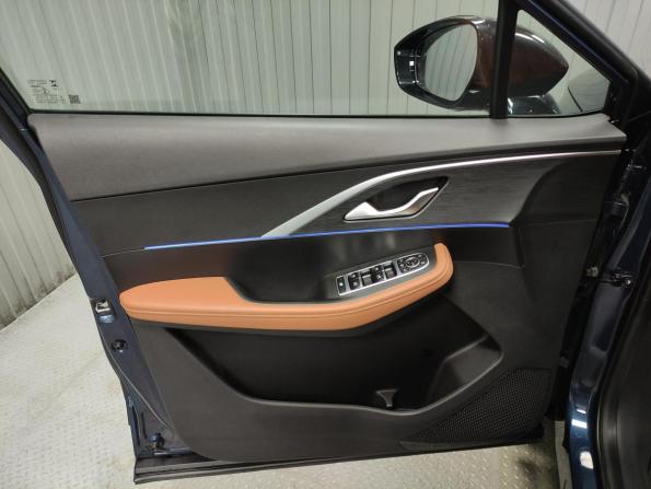 Omoda C5 I с пробегом 2023 года, цена 2 069 000 рублей, 9939 км, внедорожник, Автокод Объявления