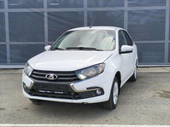 Lada (ВАЗ) Granta I Рестайлинг с пробегом 2023 года, цена 725 000 рублей, 45700 км, лифтбек, Автокод Объявления
