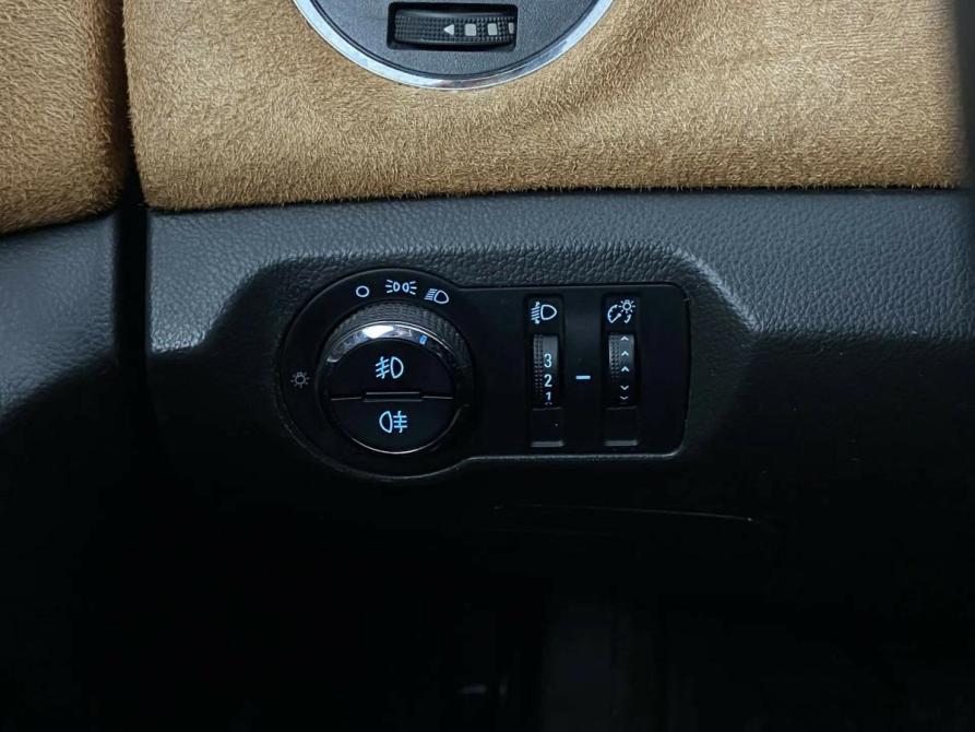 Chevrolet Cruze I Рестайлинг Псков  - изображение 17