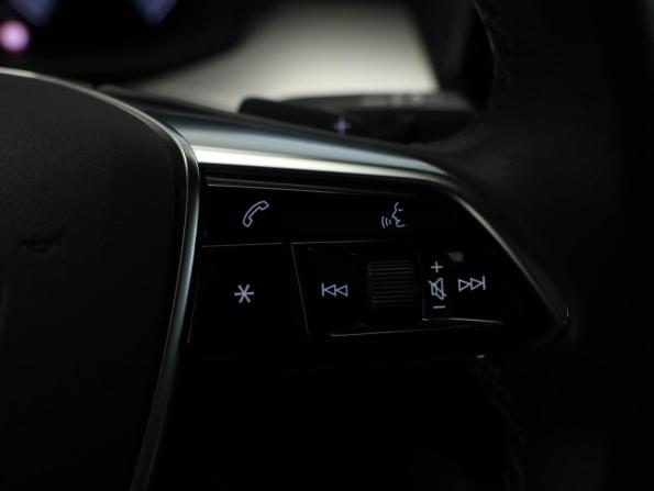 Audi Q6 с пробегом 2023 года, цена 6 350 000 рублей, 54786 км, внедорожник, Автокод Объявления