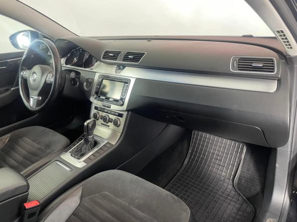 Volkswagen Passat B7 с пробегом 2012 года, цена 1 080 000 рублей, 212359 км, седан, Автокод Объявления