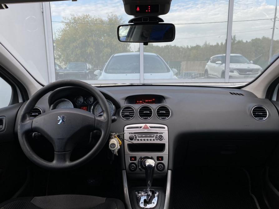 Peugeot 308 I Москва  - изображение 11
