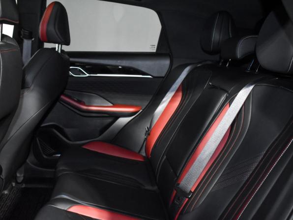 Geely Coolray I Рестайлинг с пробегом 2023 года, цена 2 120 000 рублей, 52000 км, внедорожник, Автокод Объявления