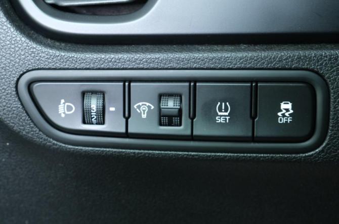Kia Rio IV Рестайлинг с пробегом 2021 года, цена 1 499 000 рублей, 166470 км, седан, Автокод Объявления