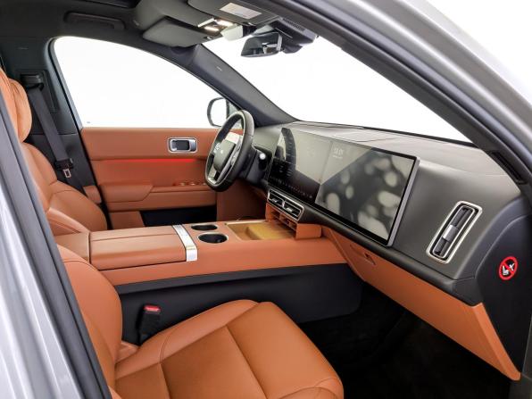 Li Auto (Lixiang) L7 I с пробегом 2024 года, цена 5 850 000 рублей, 43260 км, внедорожник, Автокод Объявления