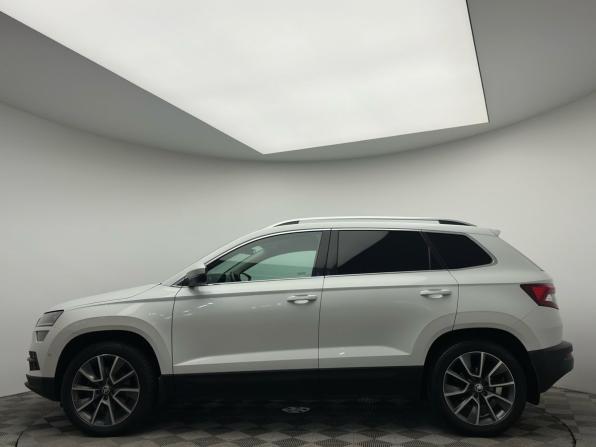 Skoda Karoq I с пробегом 2020 года, цена 2 429 000 рублей, 98215 км, внедорожник, Автокод Объявления