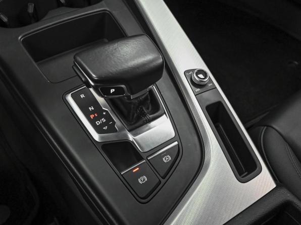 Audi A4 V (B9) Рестайлинг с пробегом 2020 года, цена 3 129 000 рублей, 42121 км, седан, Автокод Объявления