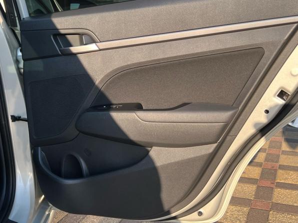 Hyundai Elantra VI (AD) с пробегом 2016 года, цена 1 438 000 рублей, 119909 км, седан, Автокод Объявления