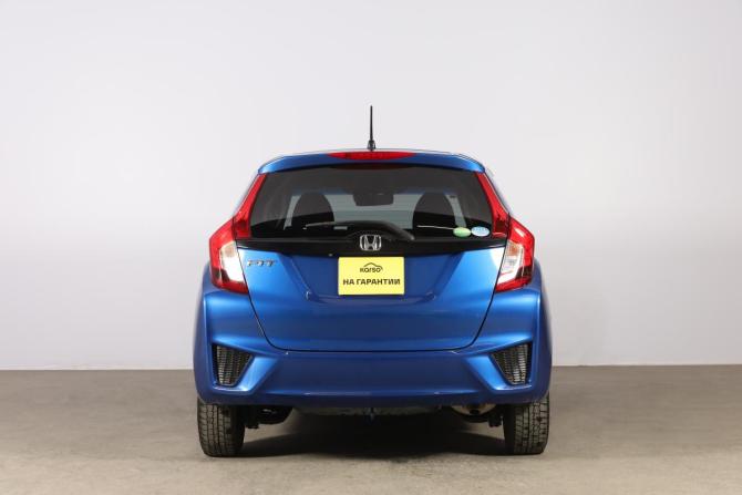 Honda Fit III Рестайлинг с пробегом 2016 года, цена 1 099 000 рублей, 61702 км, хэтчбек, Автокод Объявления