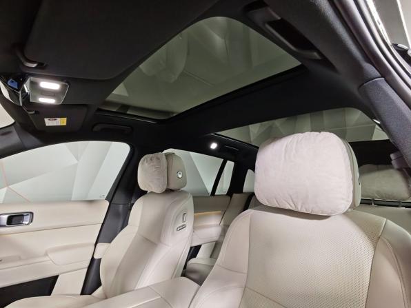 Li Auto (Lixiang) L7 I Рестайлинг с пробегом 2024 года, цена 6 995 000 рублей, 16564 км, внедорожник, Автокод Объявления