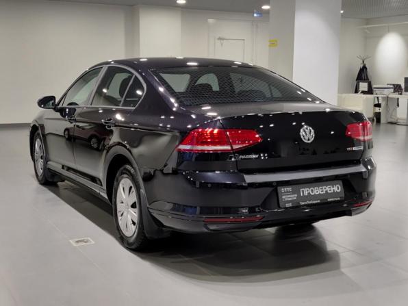 Volkswagen Passat B8 с пробегом 2016 года, цена 1 716 000 рублей, 150595 км, седан, Автокод Объявления